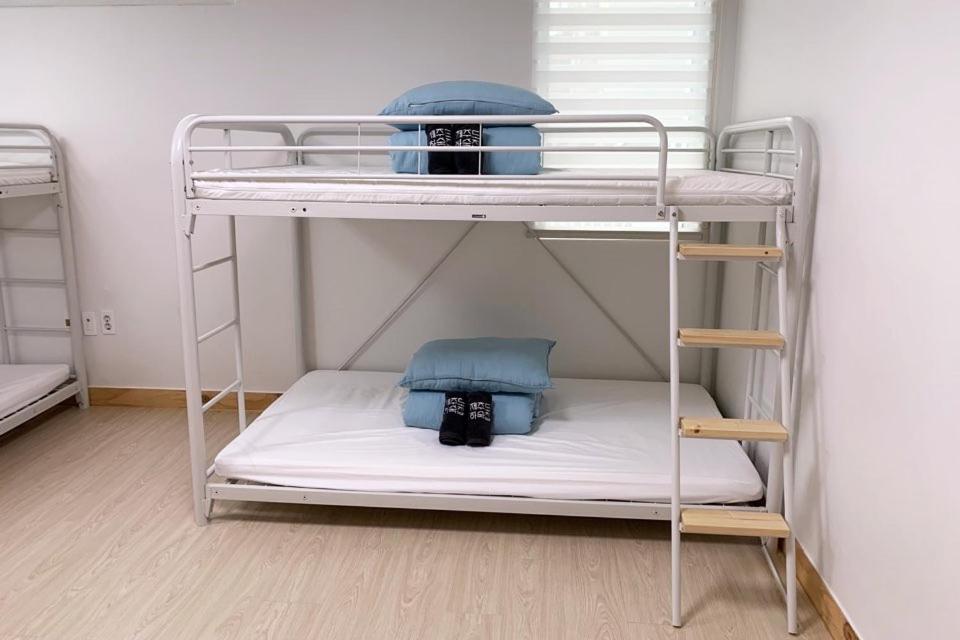 Jeju Guesthouse Togŭnnae المظهر الخارجي الصورة