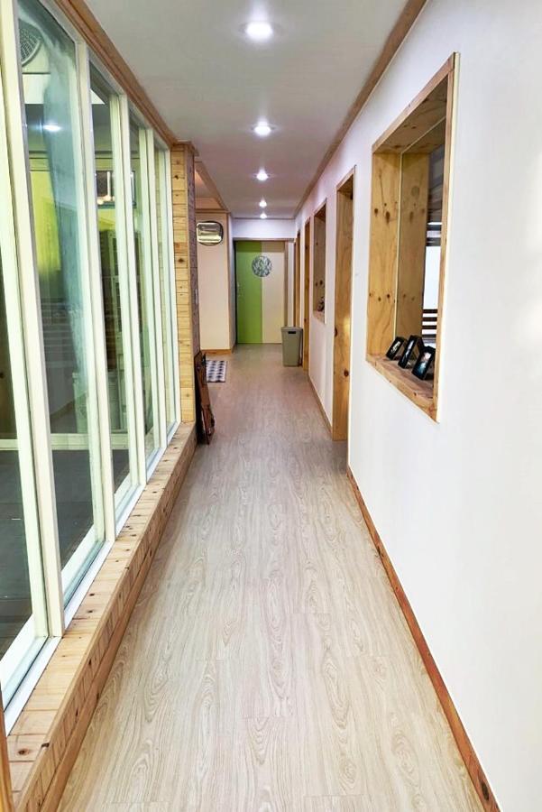 Jeju Guesthouse Togŭnnae المظهر الخارجي الصورة
