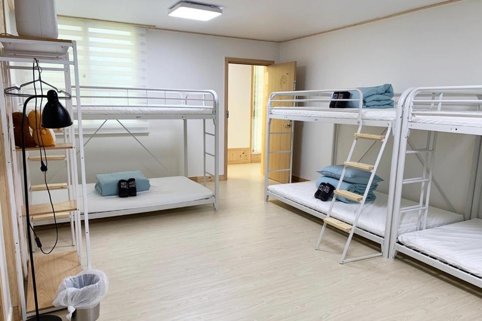 Jeju Guesthouse Togŭnnae المظهر الخارجي الصورة